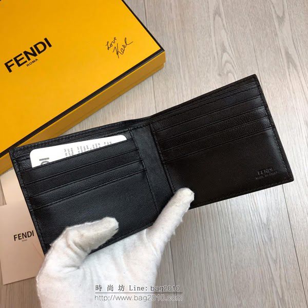 FENDI短夾錢包 19年春夏季最新手包 小摔牛皮 芬迪對折錢包  fdz2144